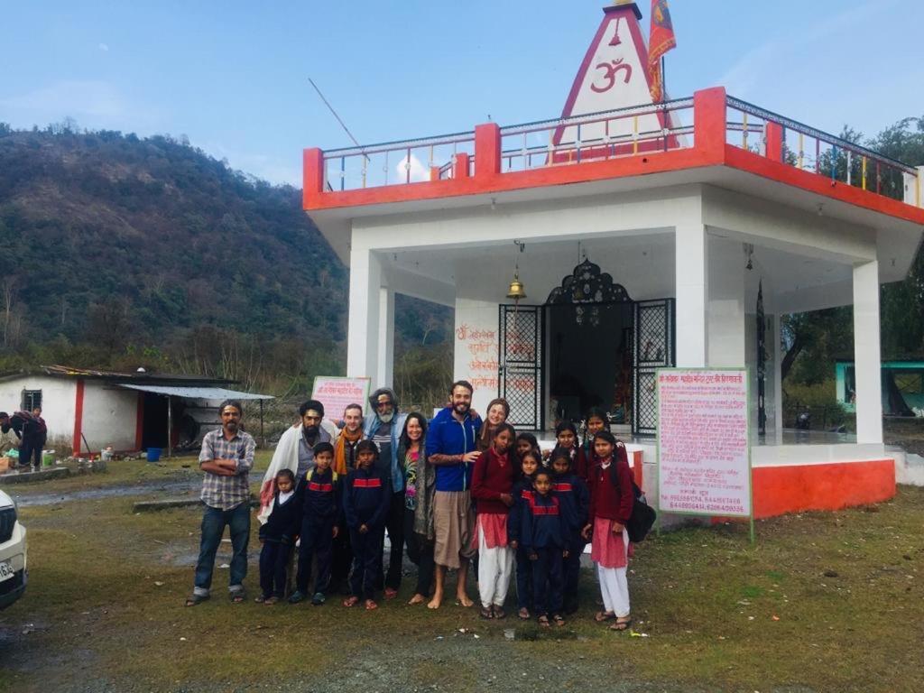 Tebaar Backpackers Hostel Rishikesh Ngoại thất bức ảnh